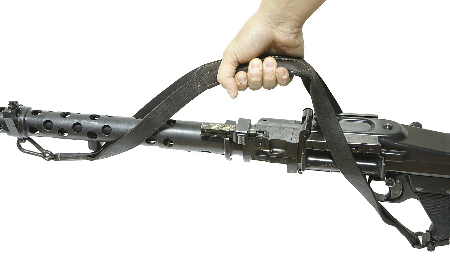 MG34のスリング使用例